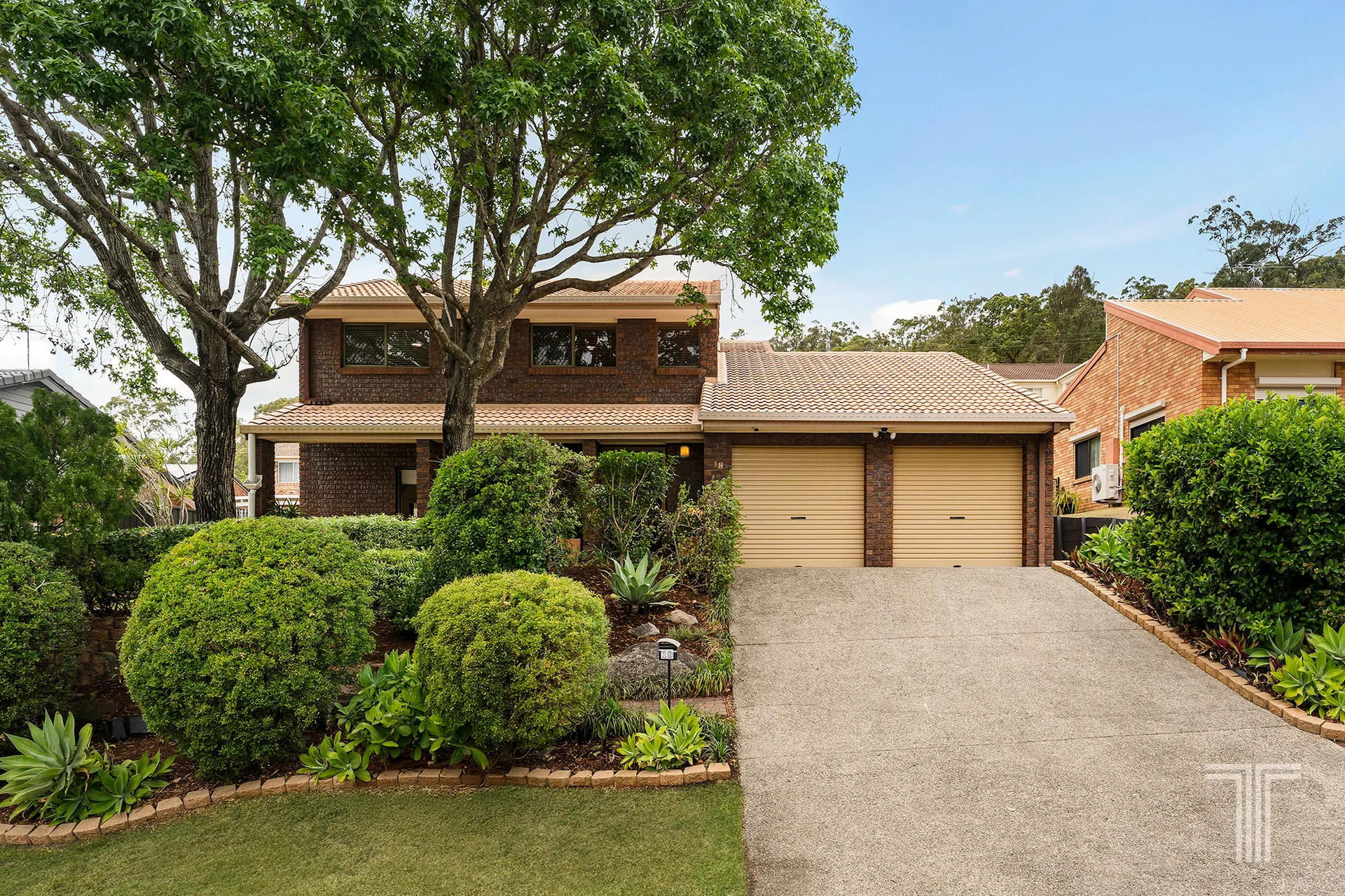 18 Raymore Court, Carindale, Qld 4152