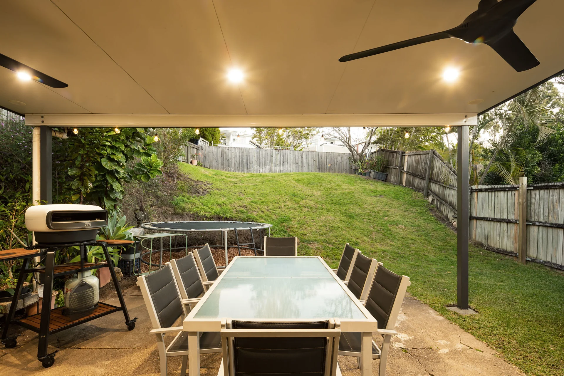 18 Salisbury Street, Indooroopilly, Qld 4068