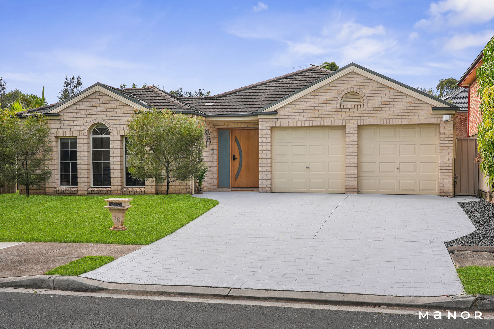 18 Scarlet Street, Quakers Hill, NSW 2763 18 Scarlet Street, Quakers Hill, NSW 2763