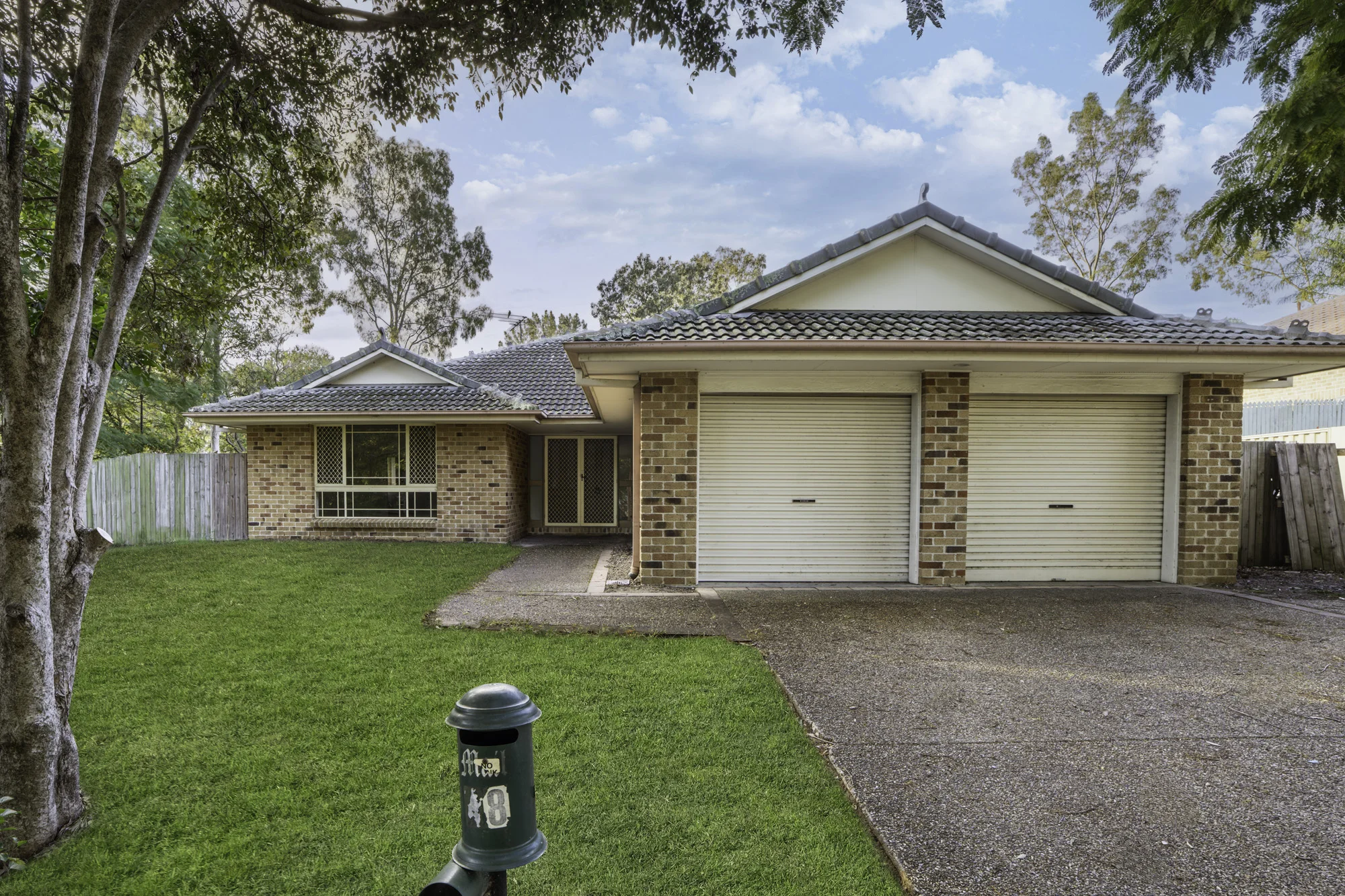 18 Tarragon Place, Forest Lake, Qld 4078