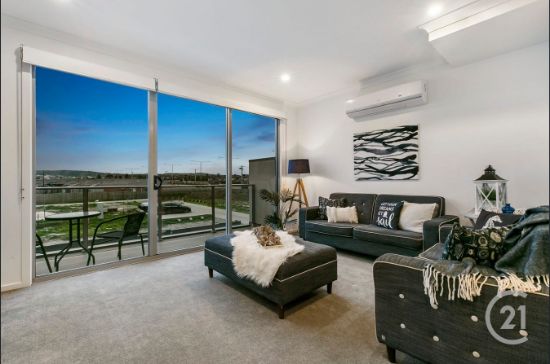 18 Topal Drive, Officer, Vic 3809