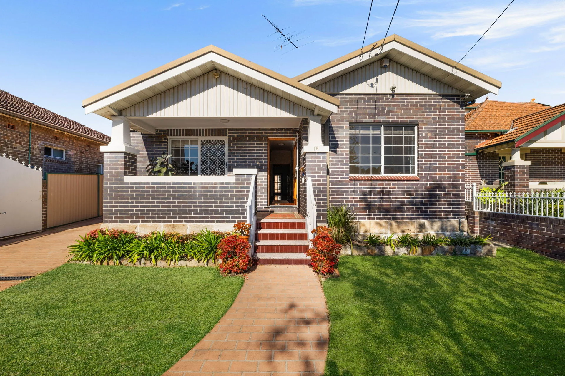 18 Waterside Crescent, Earlwood, NSW 2206