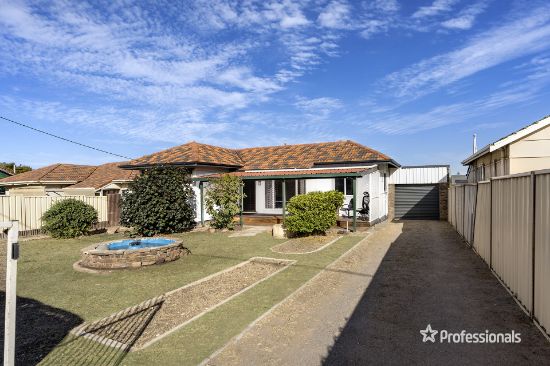 180 Gregory Street, Beachlands, WA 6530