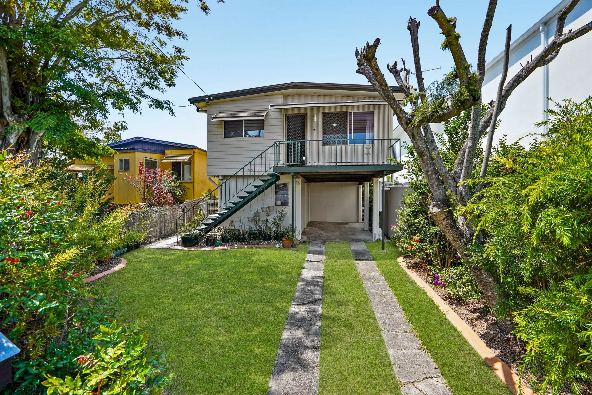 184 Scarborough Road, Scarborough, Qld 4020