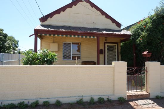 186 Zebina Street, Broken Hill, NSW 2880