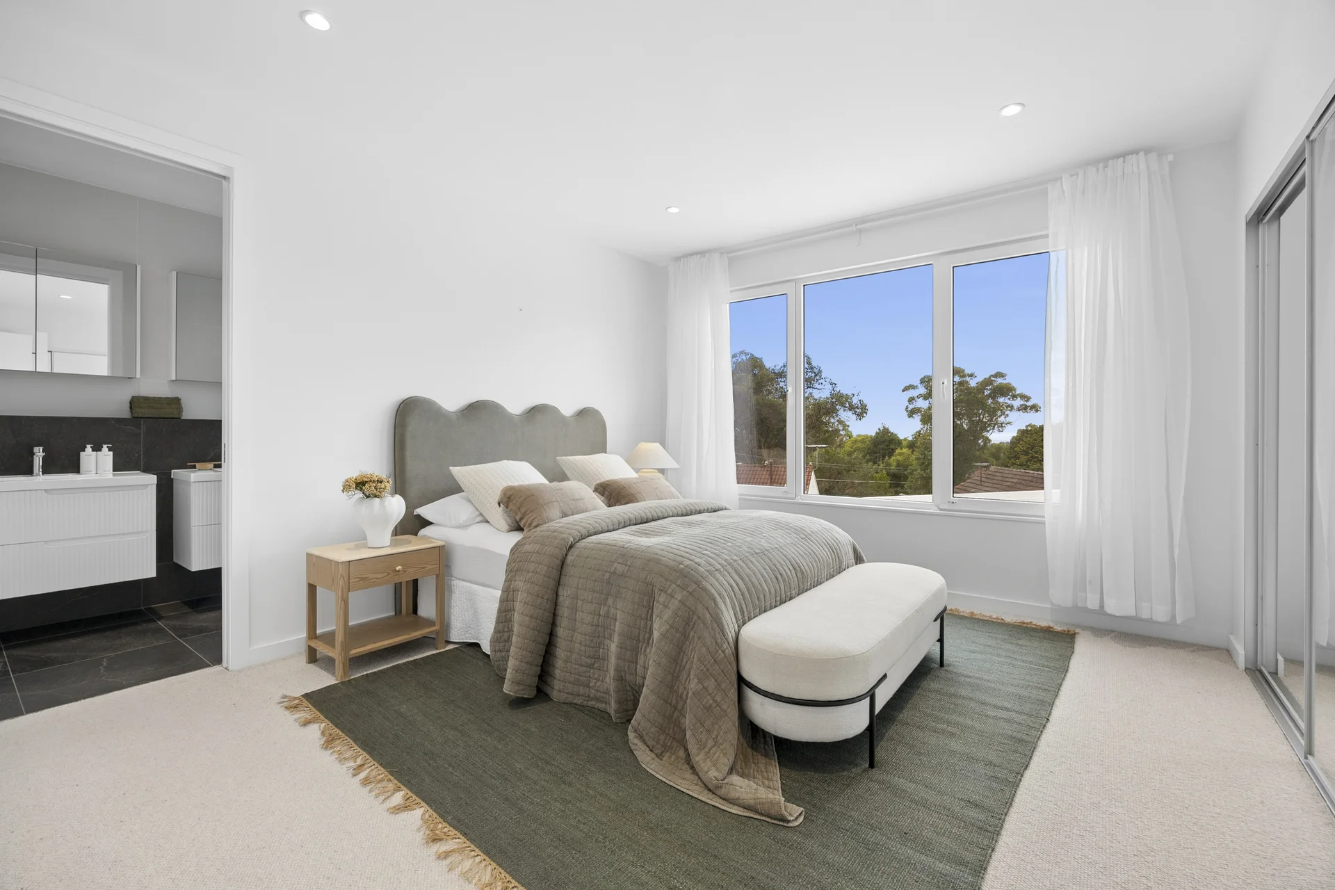 18A Fromelles Avenue, Seaforth, NSW 2092