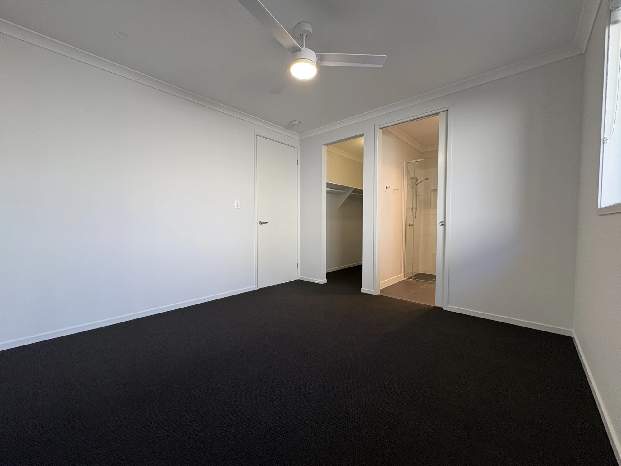 19 Bernays Road, Wynnum West, Qld 4178