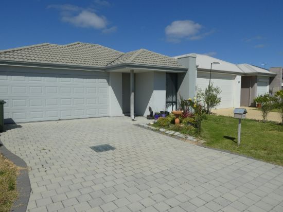 19 Cadaga Way, Piara Waters, WA 6112