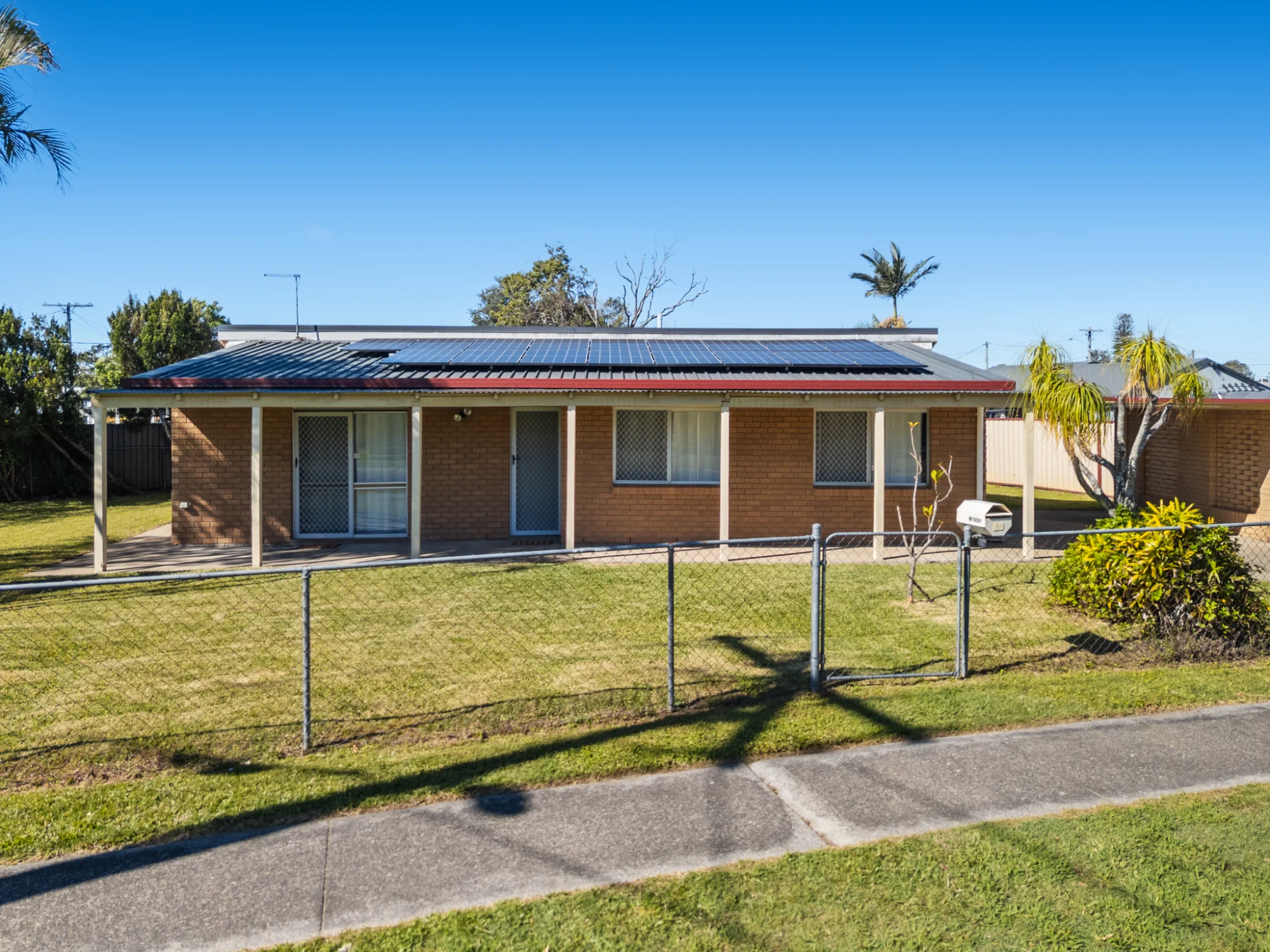 19 Cotswold Street, Mount Warren Park, Qld 4207