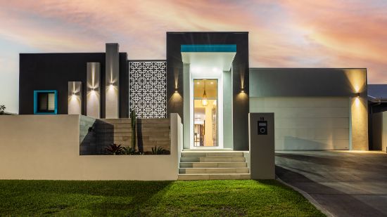 19 Joseph Court, Glenella, Qld 4740