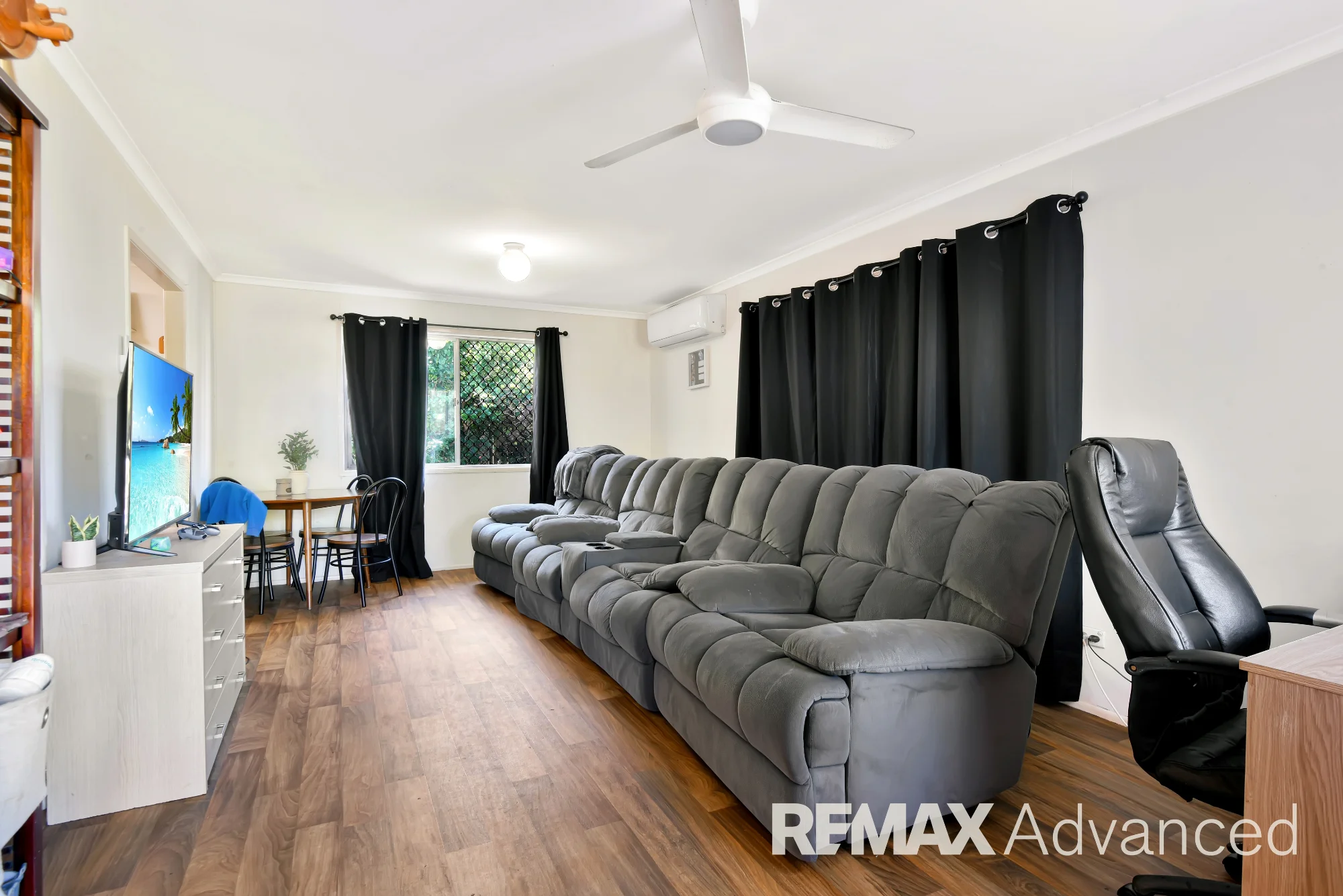 19 Lalroy Street, Beachmere, Qld 4510