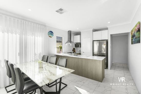 19 Lancaster Loop, Piara Waters, WA 6112