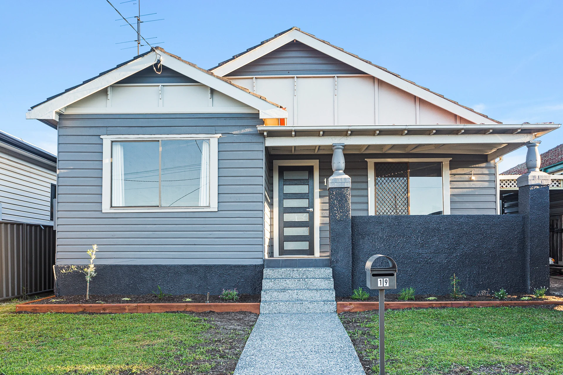 19 Merrett Avenue, Cringila, NSW 2502