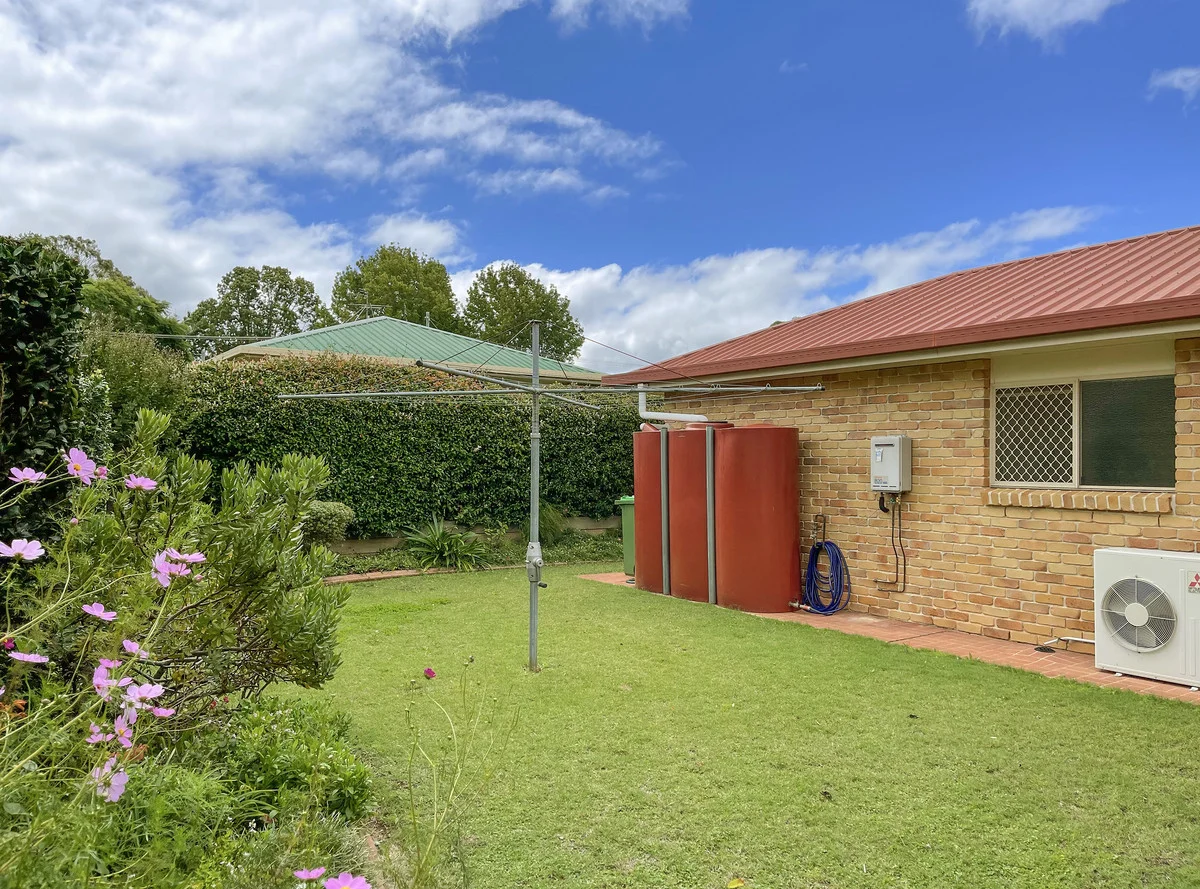 19 Olivedale Court, Rangeville, Qld 4350