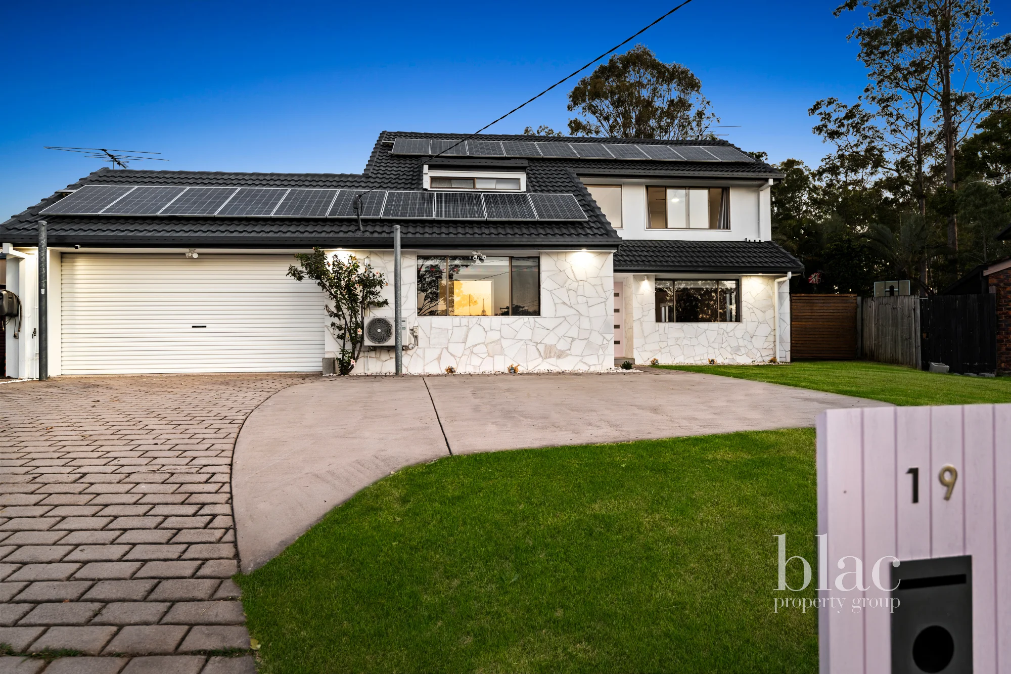 19 Saint Quentin Road, Petrie, Qld 4502