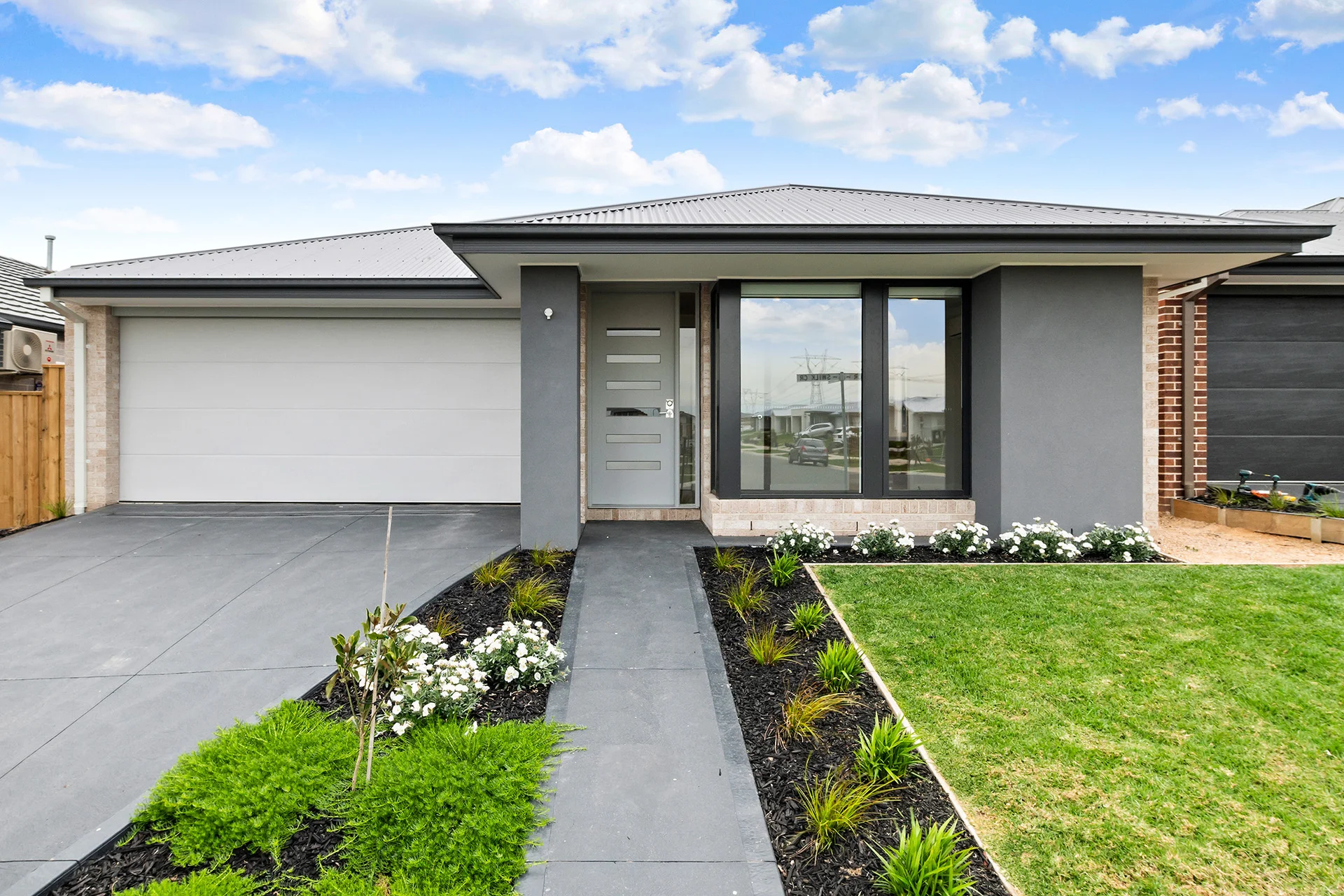 19 Swilk Crescent, Mickleham, Vic 3064