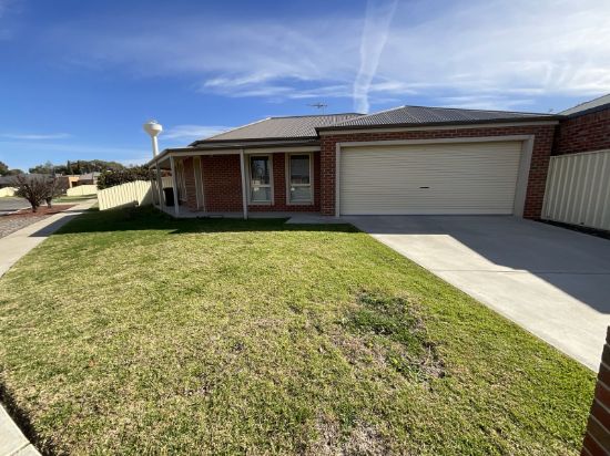 19 Tower Garden, Mildura, Vic 3500