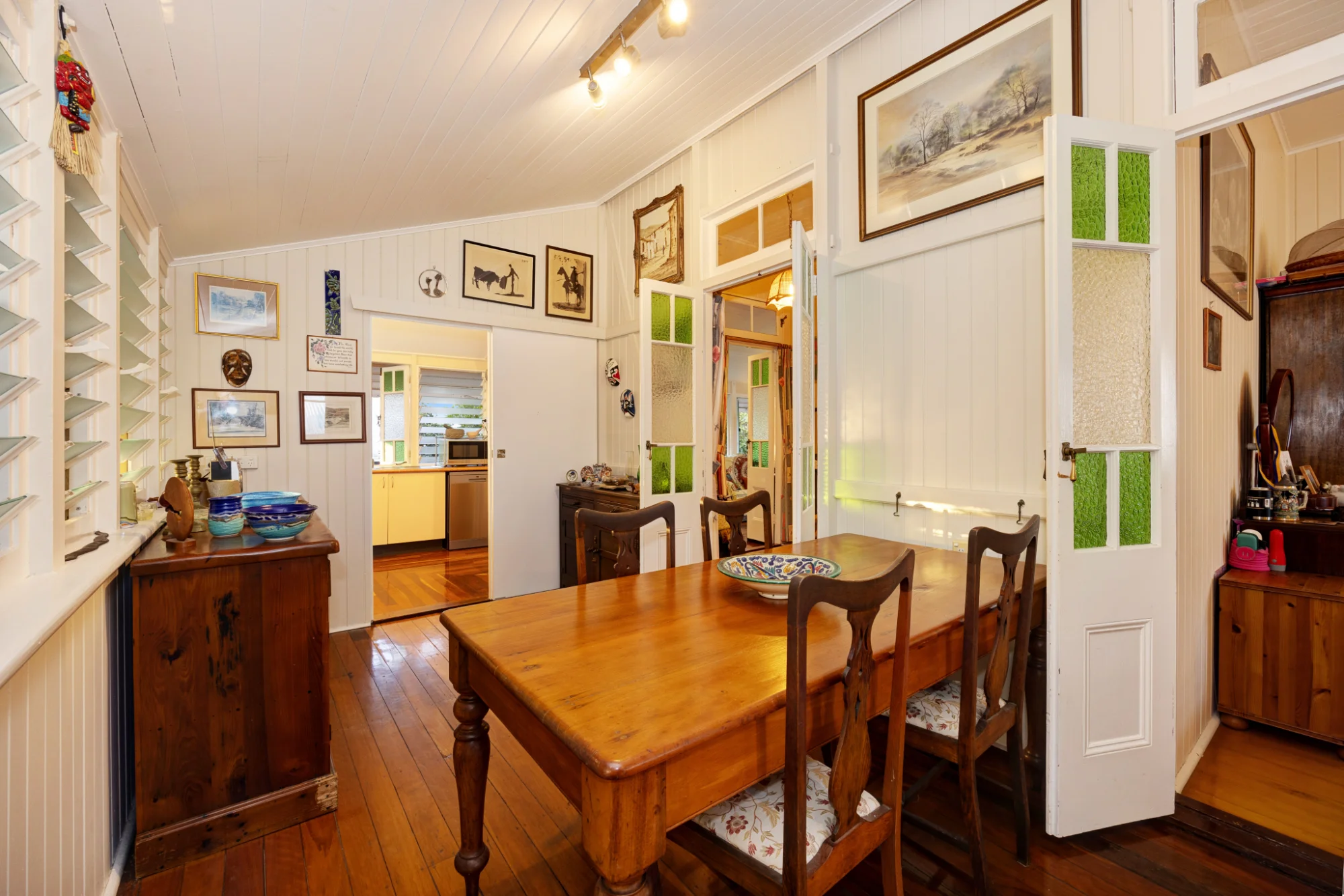 19 Vaughn Street, West End, Qld 4810