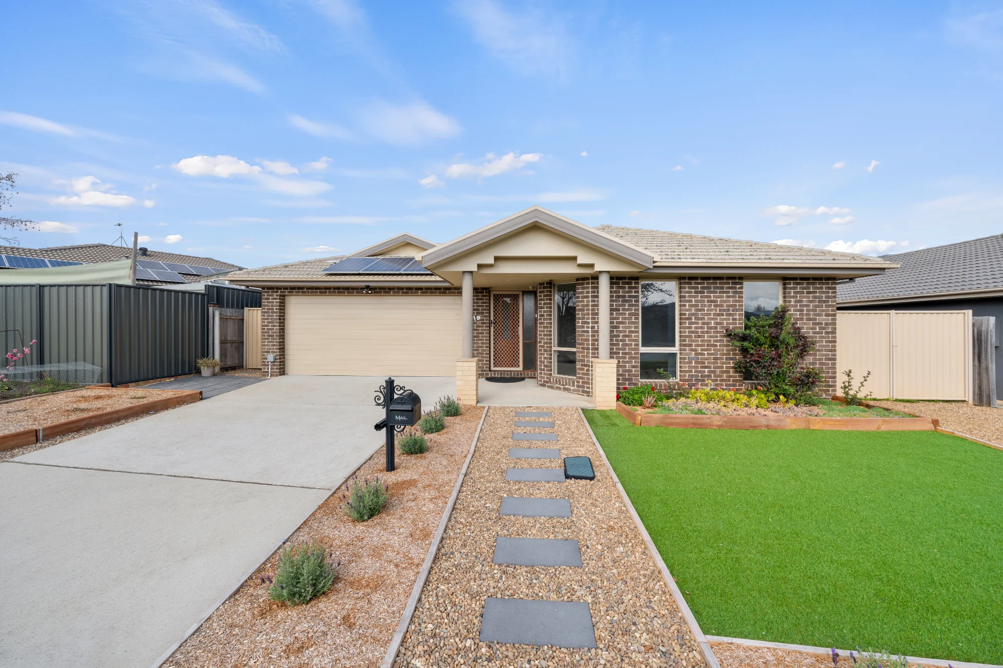 19 Waterworth Street, Dunlop, ACT 2615