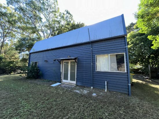 194-196 High Central Road, Macleay Island, Qld 4184