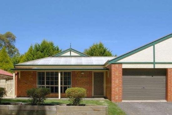 2/10 Pike Street, Oakbank, SA 5243