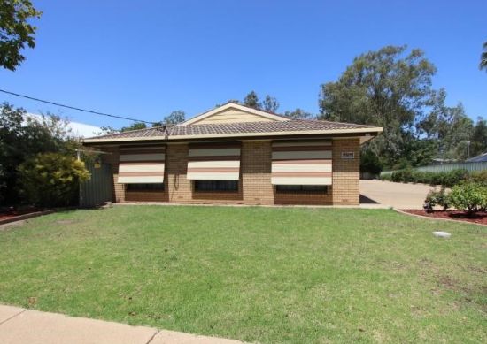 2/143 Docker Street, Wagga Wagga, NSW 2650