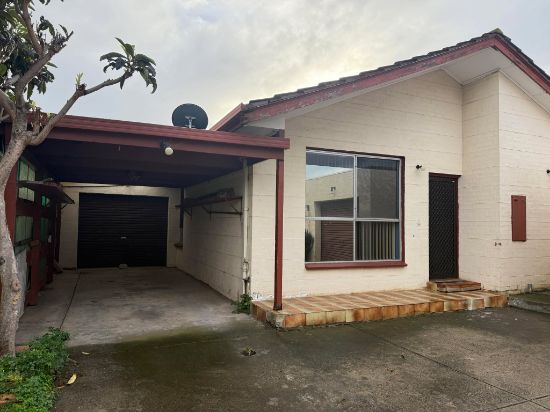 2/160 Central Avenue, Altona Meadows, Vic 3028