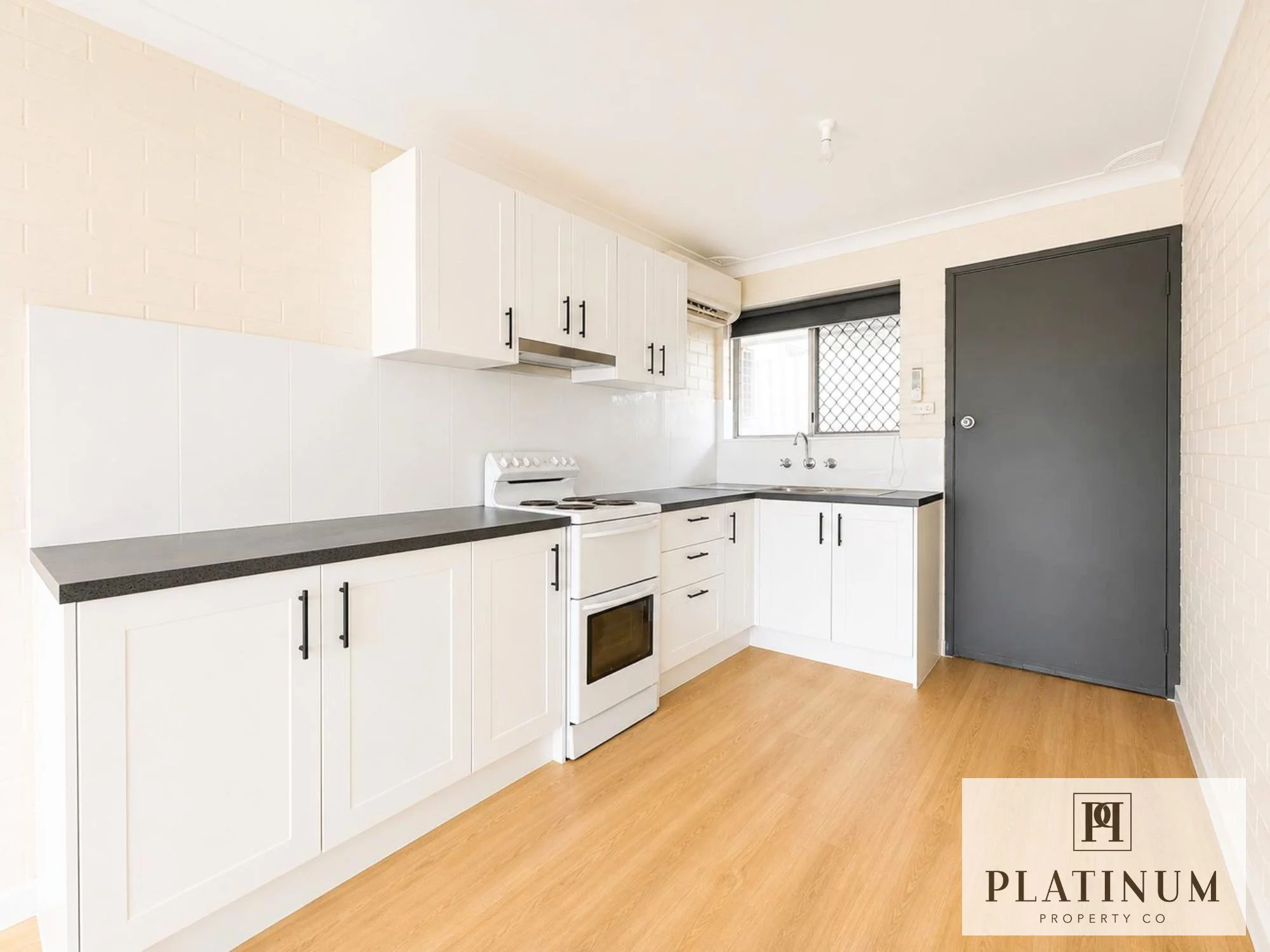 2/17 Francis Street, Geraldton, WA 6530