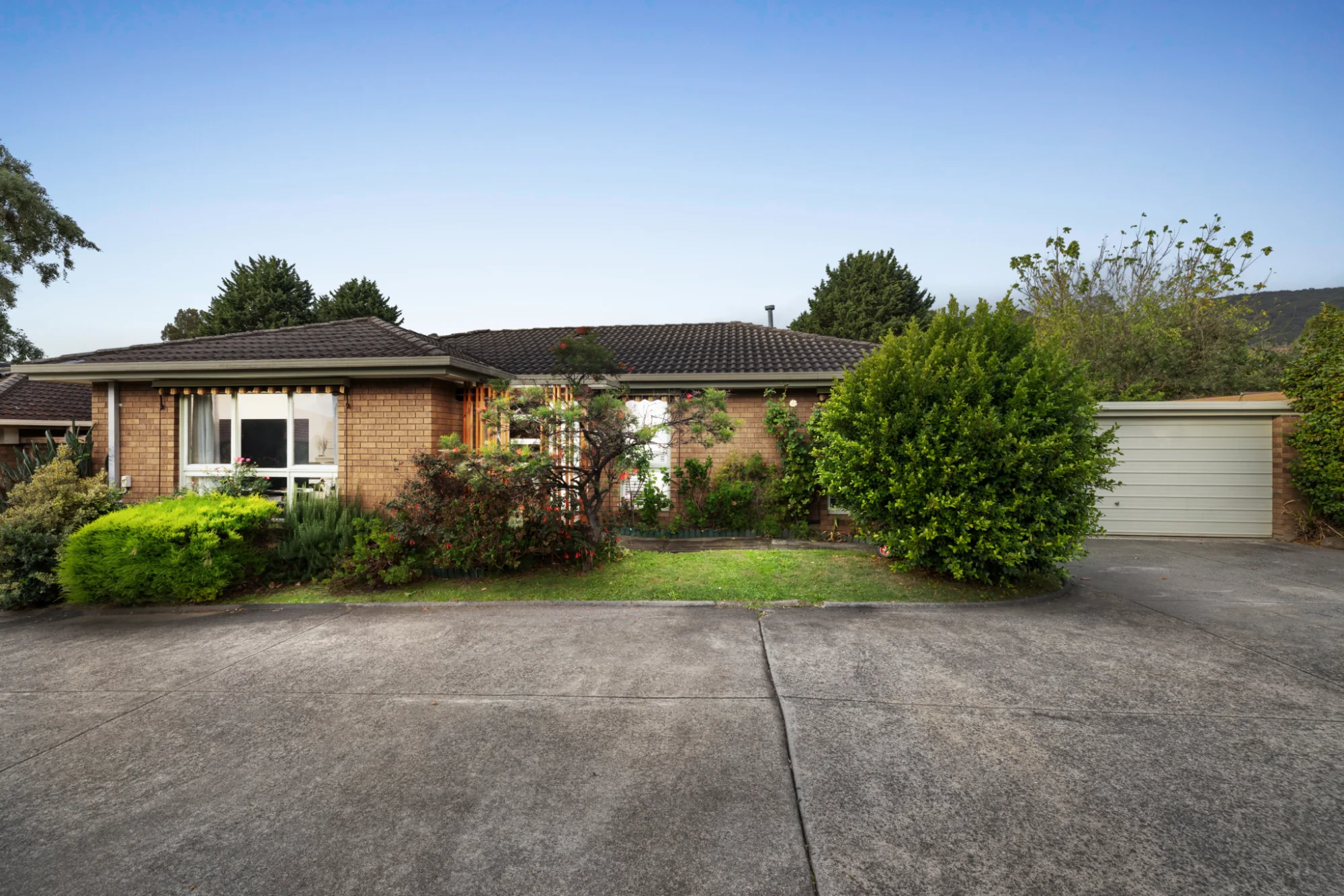 2/22 Hutton Avenue, Ferntree Gully, Vic 3156