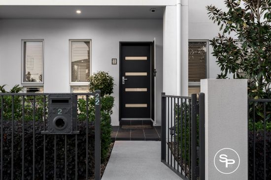 2/22 Shannon Wy, Oran Park, NSW 2570
