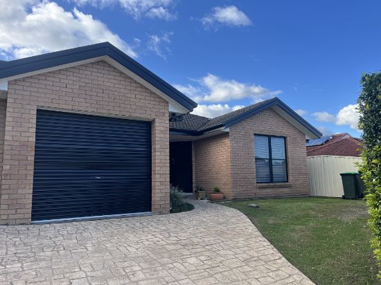 2/28 Stanton Dr, Raworth, NSW 2321