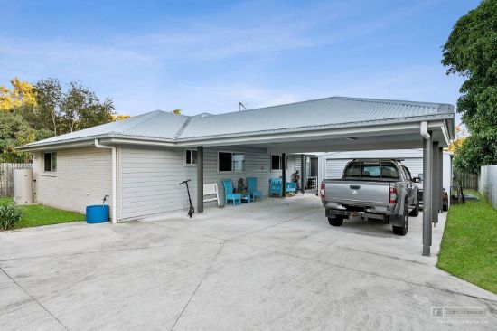 2/4 PROGRESS AVENUE, Beachmere, Qld 4510