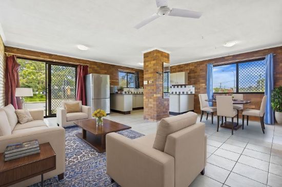 2/45 Lower King Street, Caboolture, Qld 4510