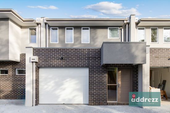 2/5 Oxley Court, Cranbourne North, Vic 3977