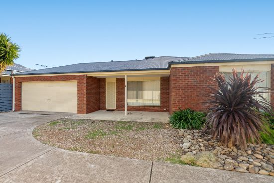 2/5 Russell Street, Darley, Vic 3340