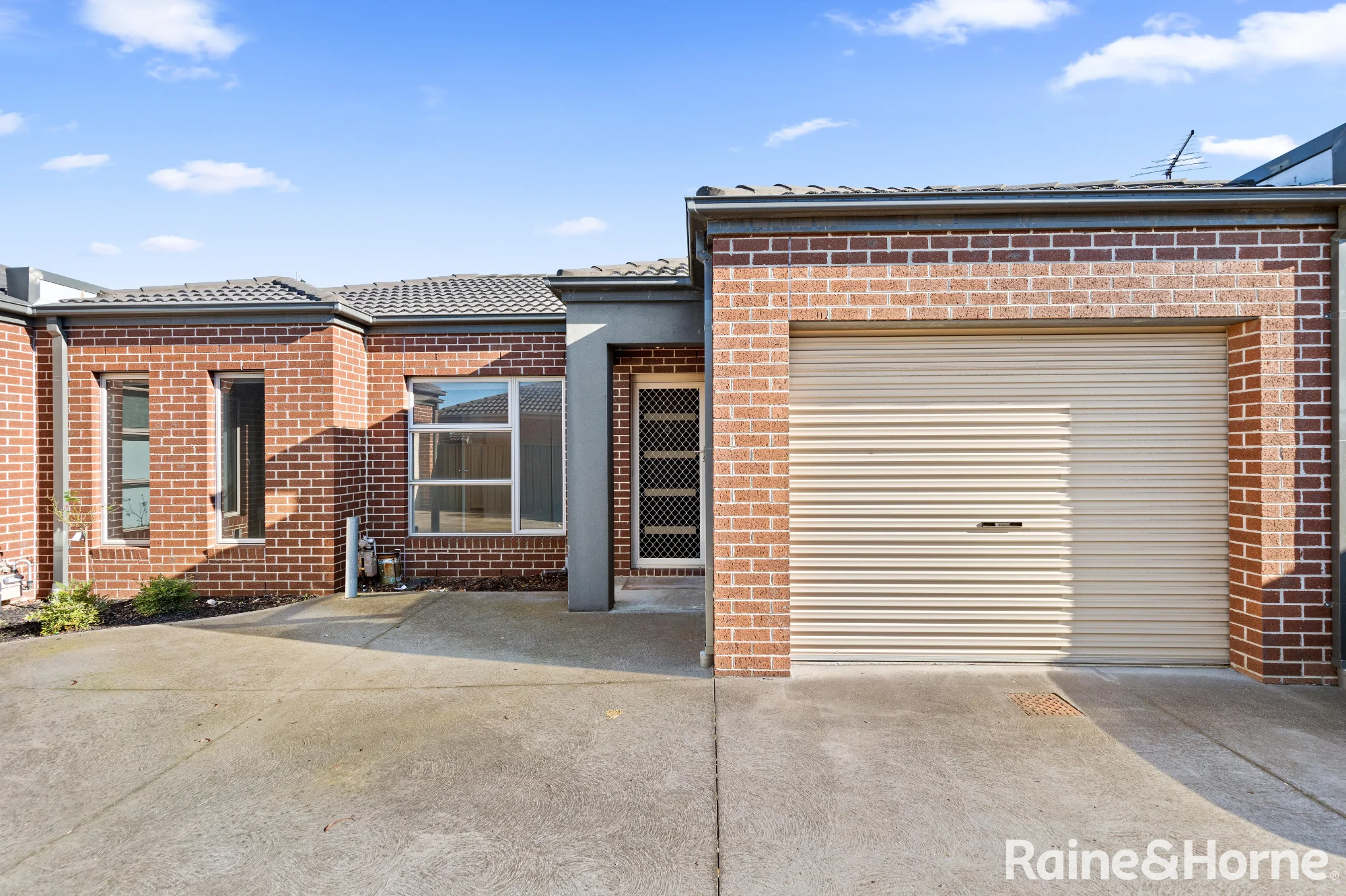 2/54 Pearl Drive, Craigieburn, Vic 3064