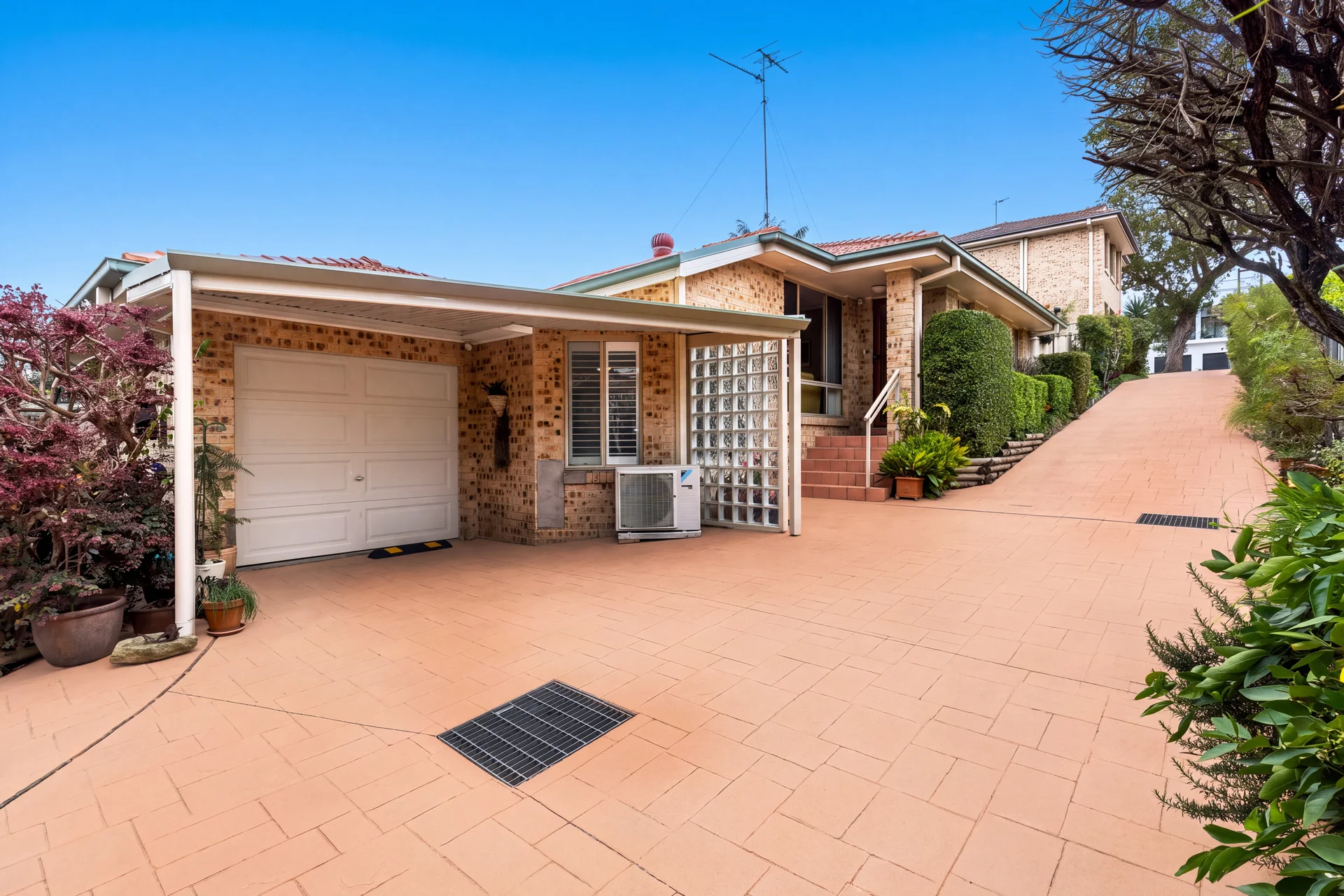 2/8 Bligh Street, Kirrawee, NSW 2232