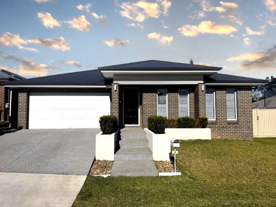 2 Albacina Court, Plumpton, NSW 2761