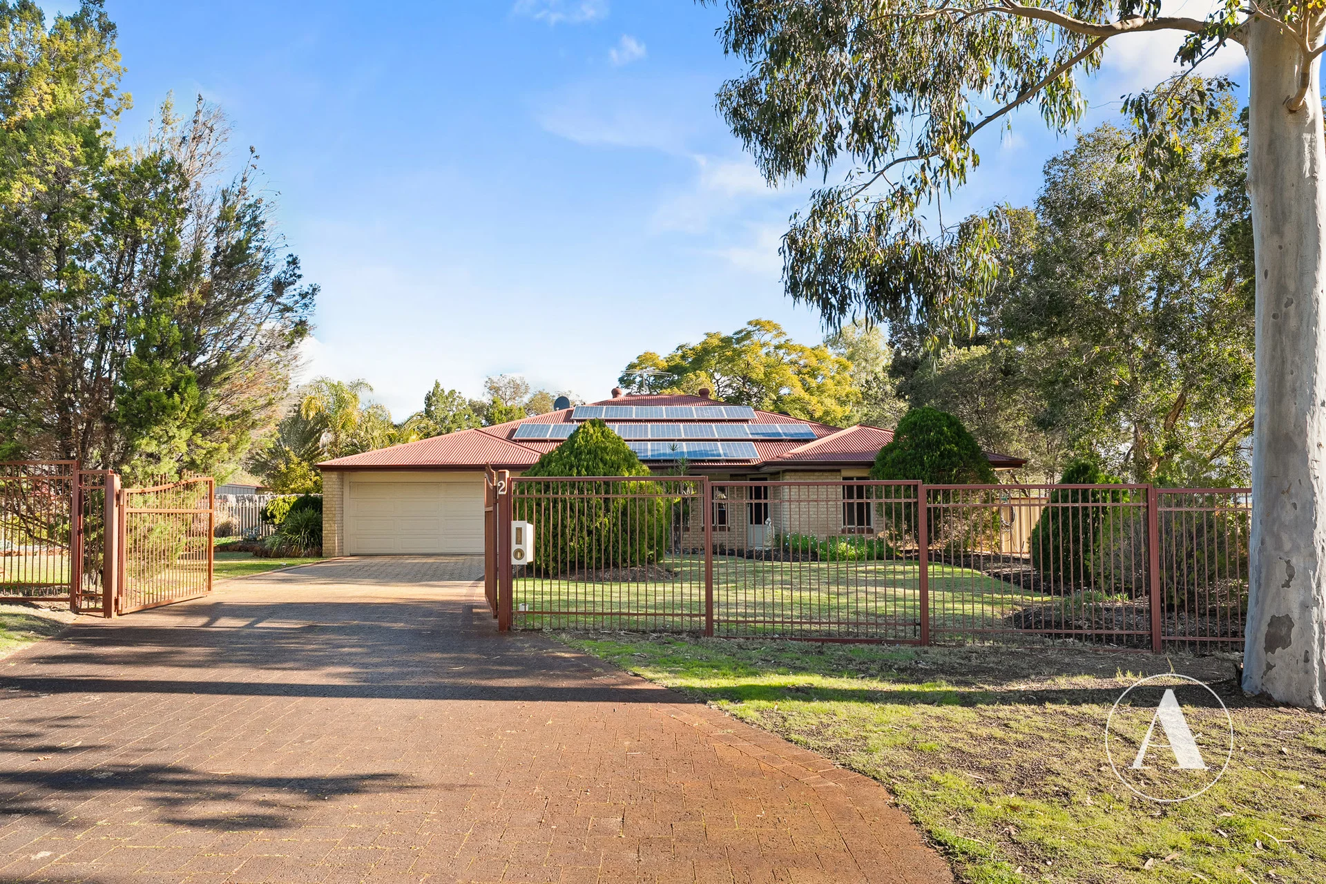 2 Allwood Avenue, Hilbert, WA 6112