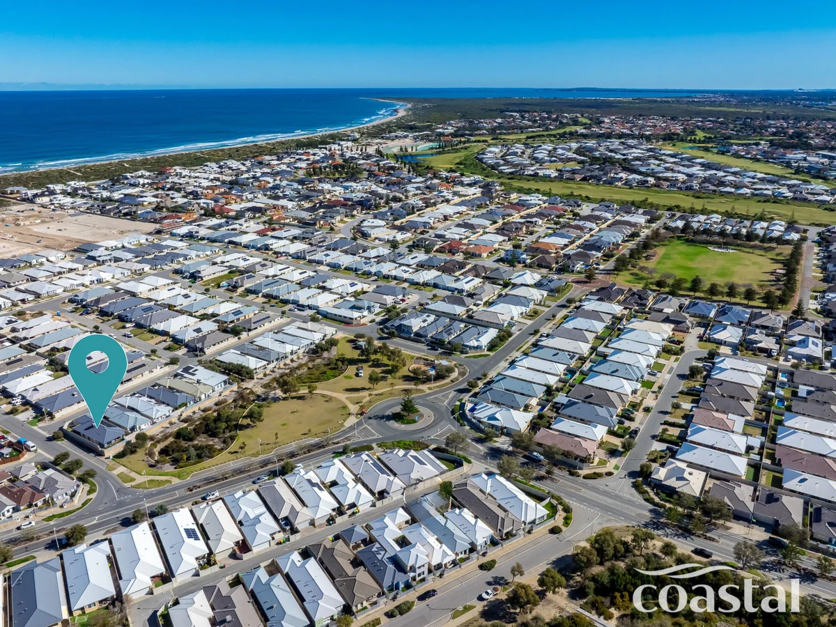2 Bundarra Way, Golden Bay, WA 6174