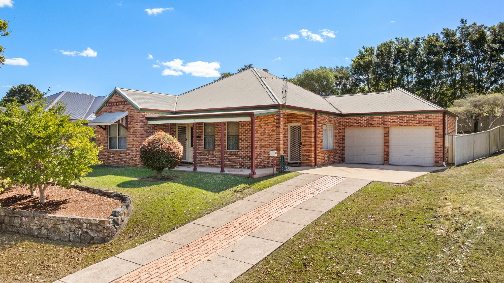 2 Canterbury Drive, Morpeth, NSW 2321