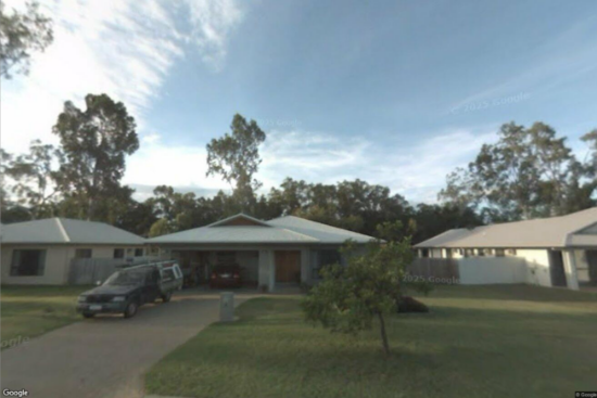 2 Clearwater Ct, Bushland Beach, Qld 4818