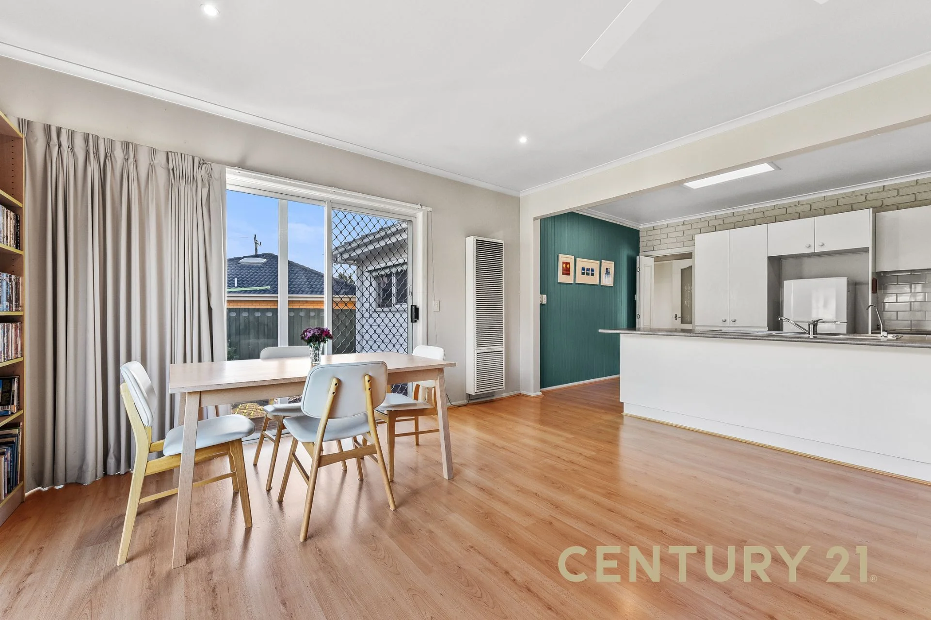 2 Gardiner Avenue, Dandenong North, Vic 3175