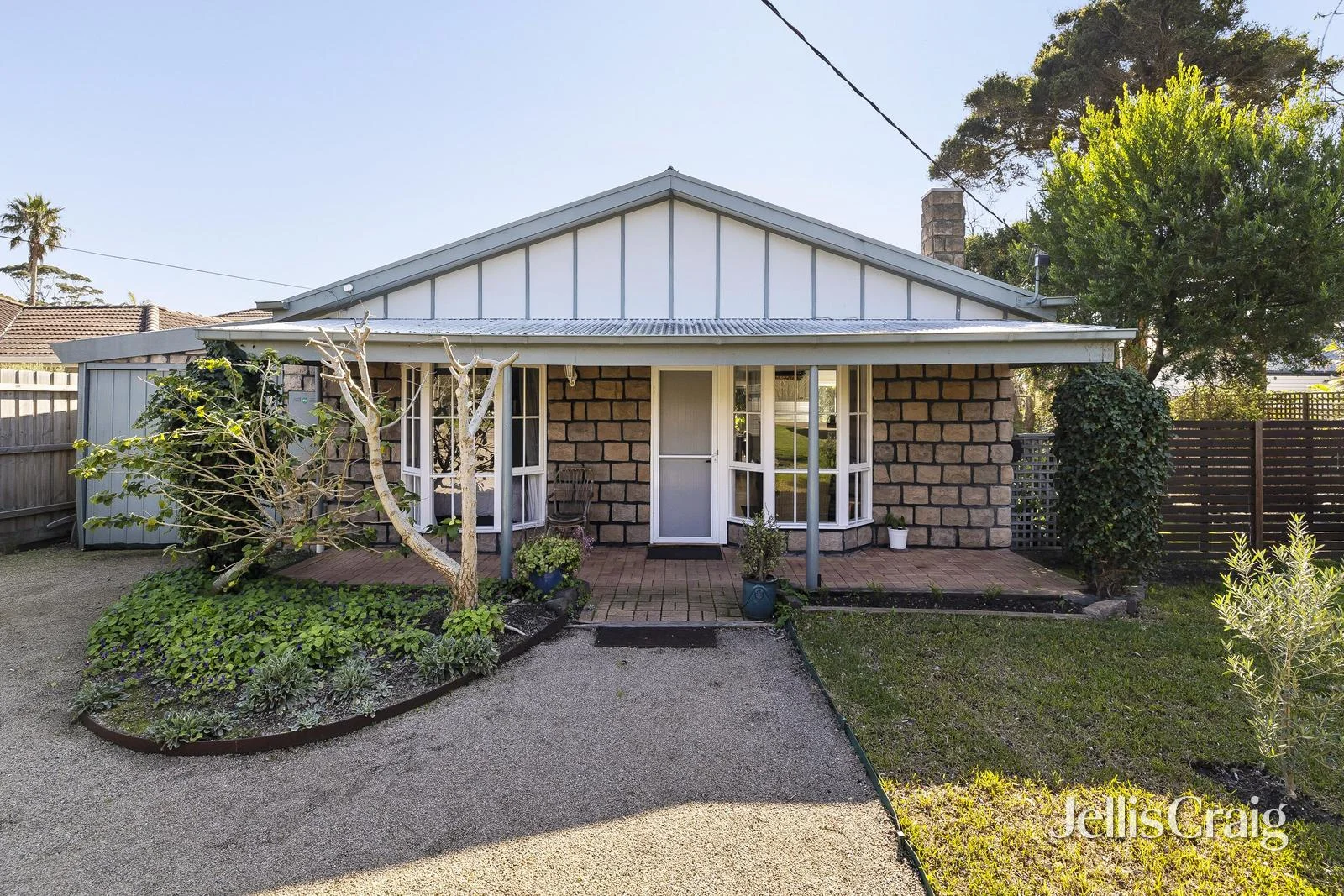 2 Gellibrand Street, McCrae, Vic 3938