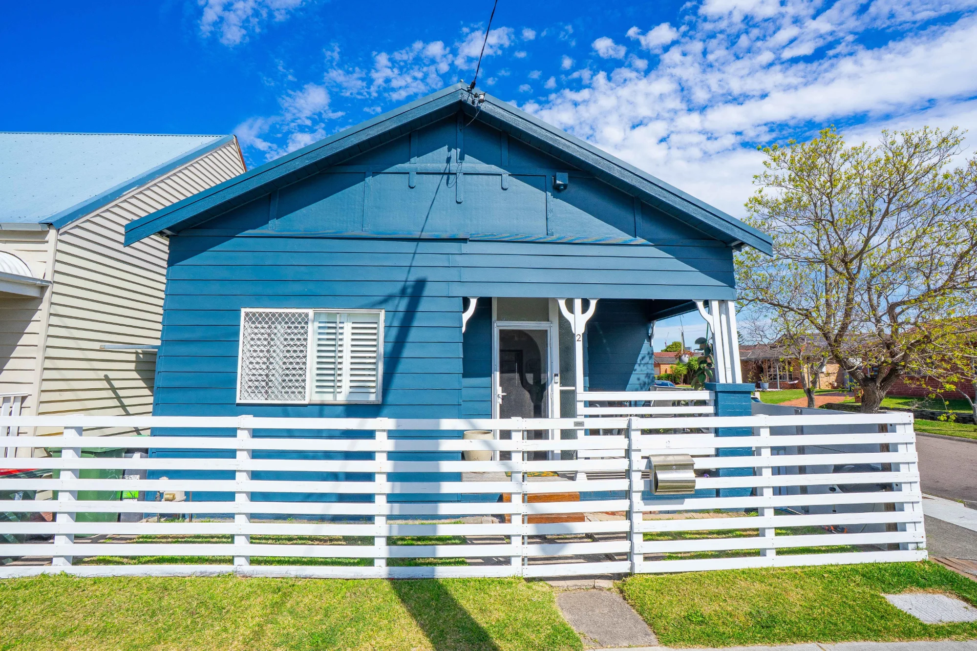 2 Hargrave Street, Carrington NSW 2294