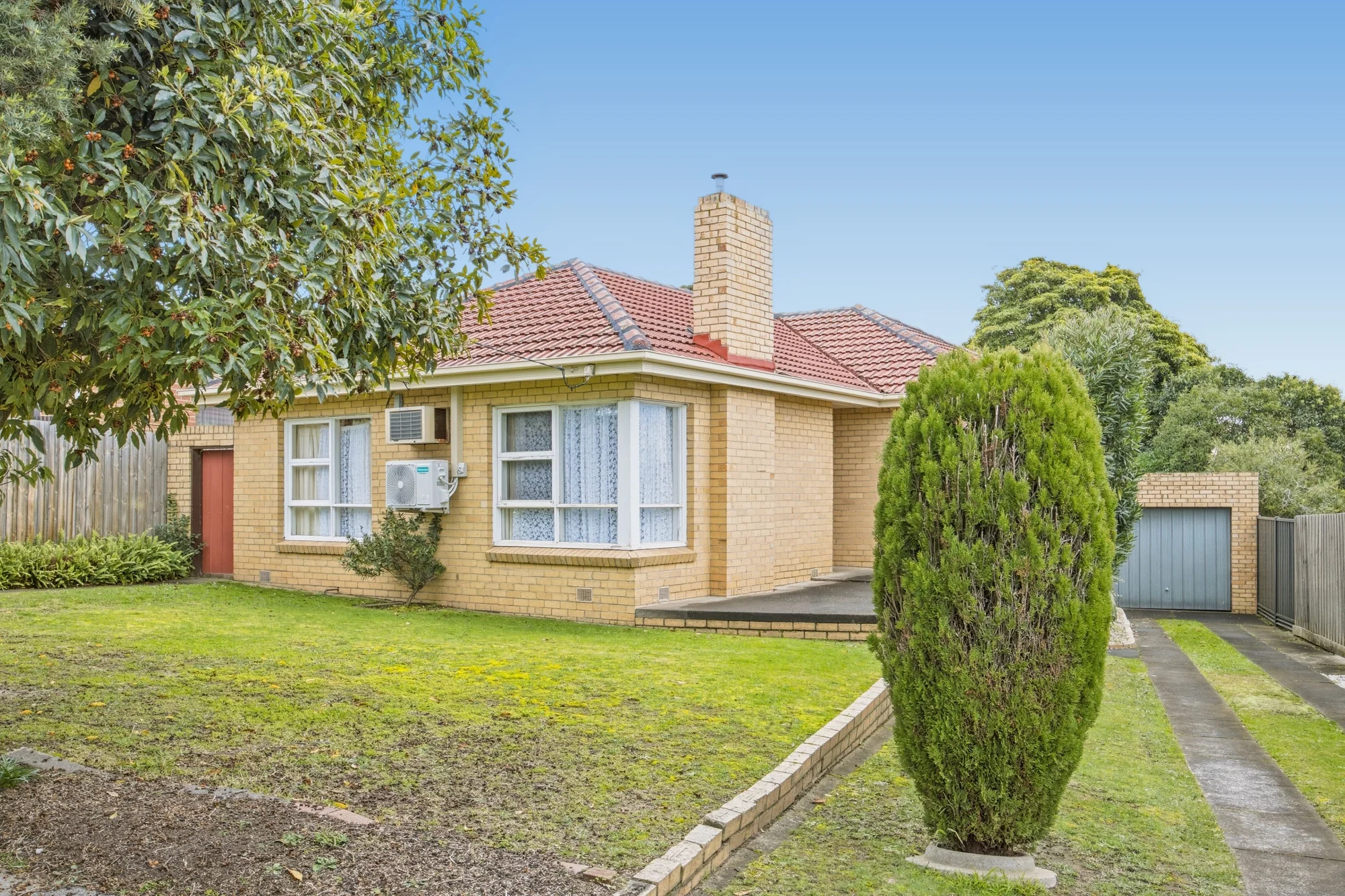 2 Heathfield Rise, Box Hill North VIC 3129