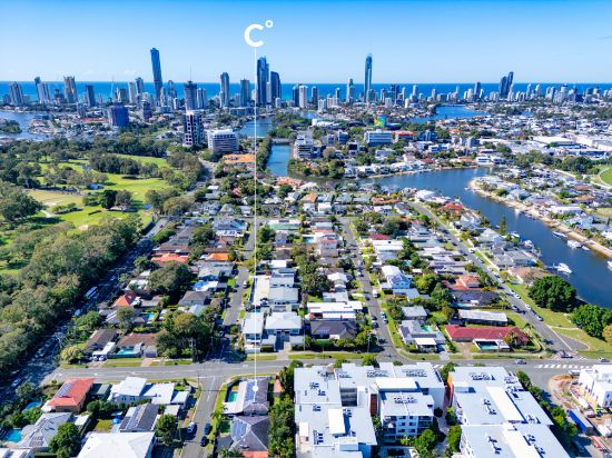 2 Heeb Street, Bundall, Qld 4217