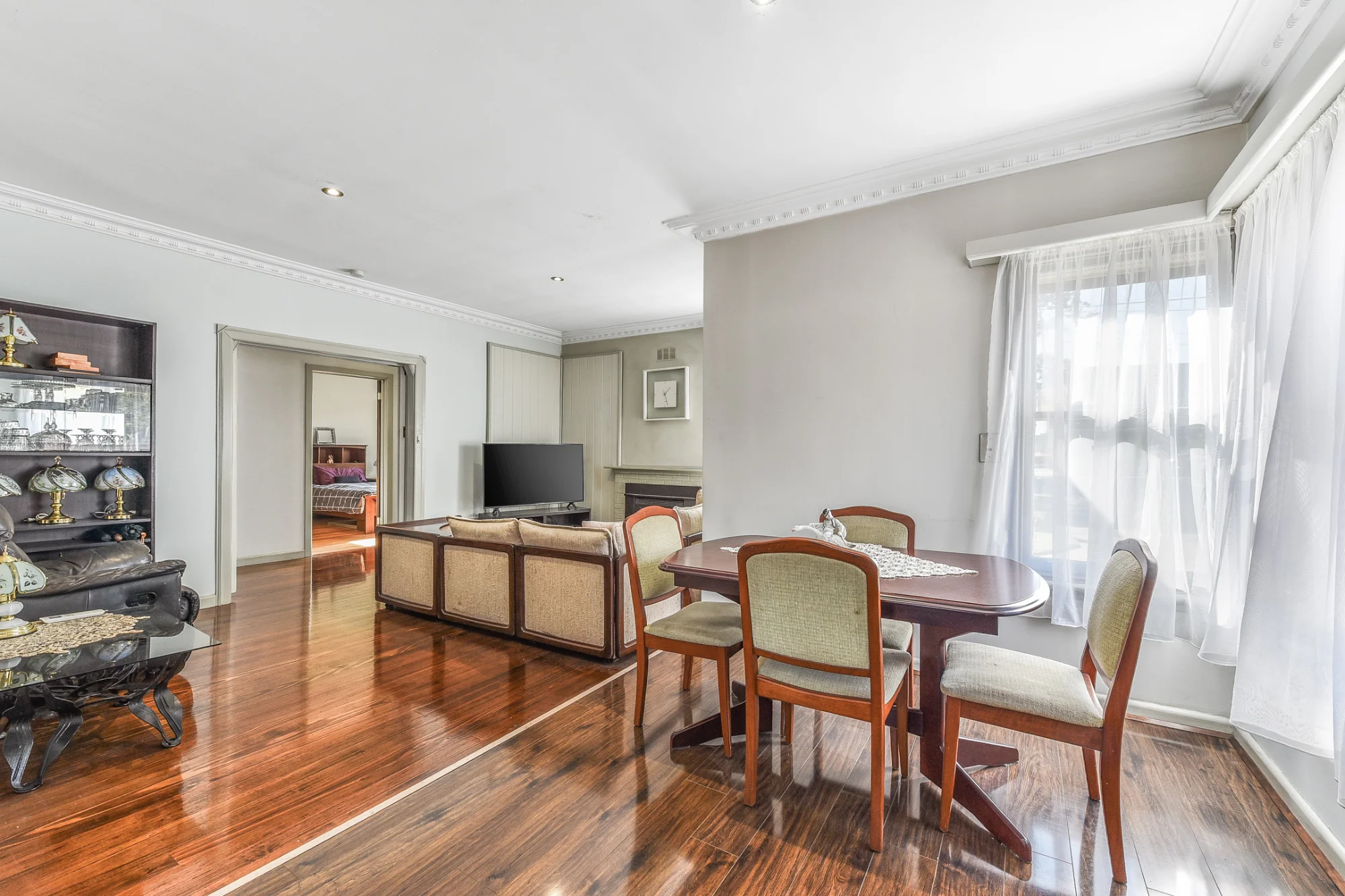 2 Hillcrest Grove, Springvale, Vic 3171