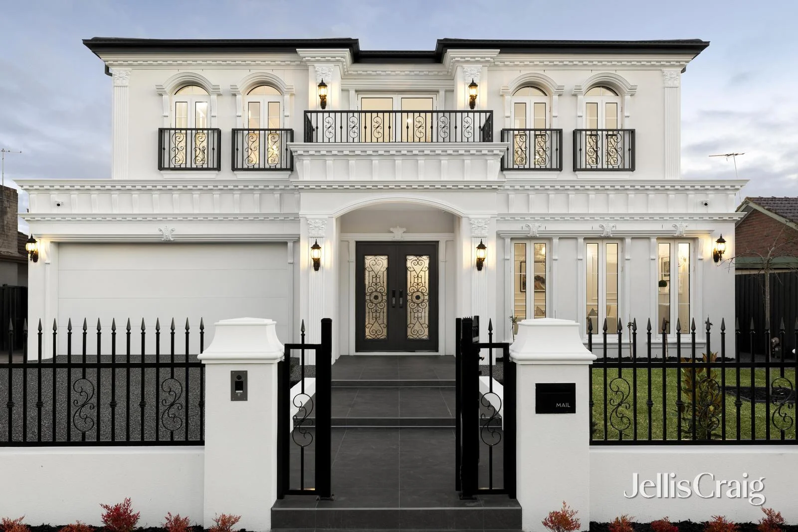 2 Kurrajong Avenue, Glen Waverley, Vic 3150