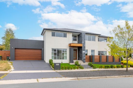 2 Lacewing Street, Wright, ACT 2611